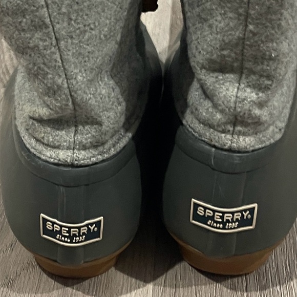 Sperry Saltwater Gray and Tan Duck Boots - Picture 3 of 7